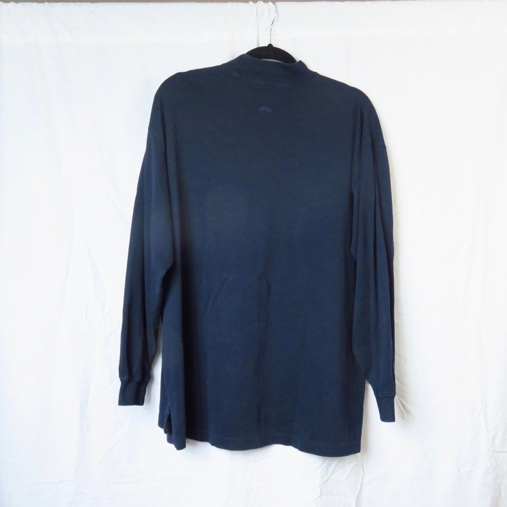 Simple Sweater (Blue) - Picture 2 of 2